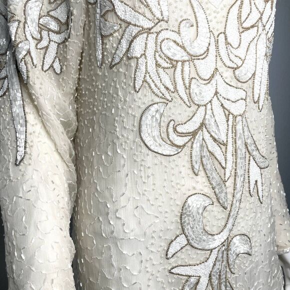Anjumun California Rare Vintage 80s White Floral Pearlescent Beaded Gown - Picture 5 of 11